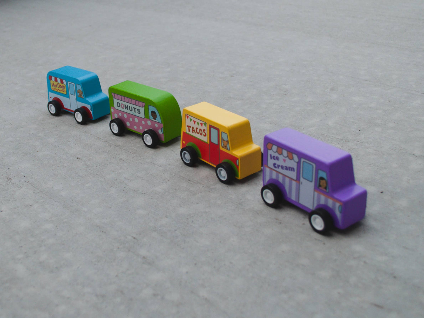 Pull-Back Food Truck