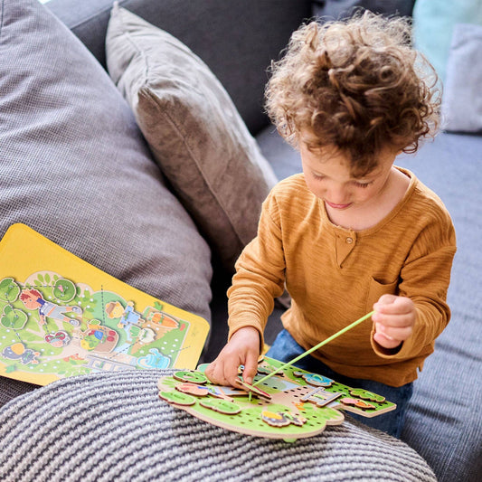 Orchard 31 Piece Threading Game