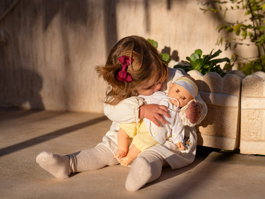 Baby Gordis - Johana with daisy blouse and cap - Paola Reina