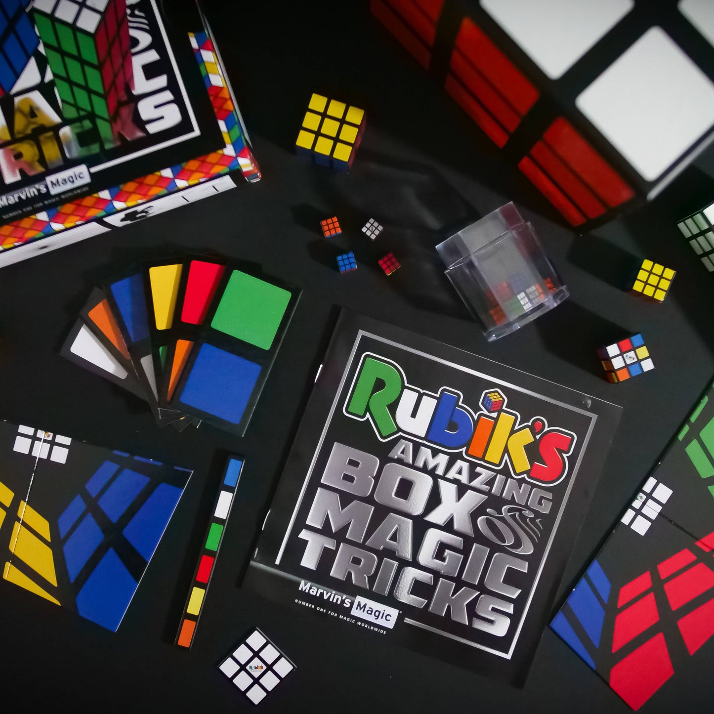 Rubik's Cube - Amazing Box & Magic Tricks Set