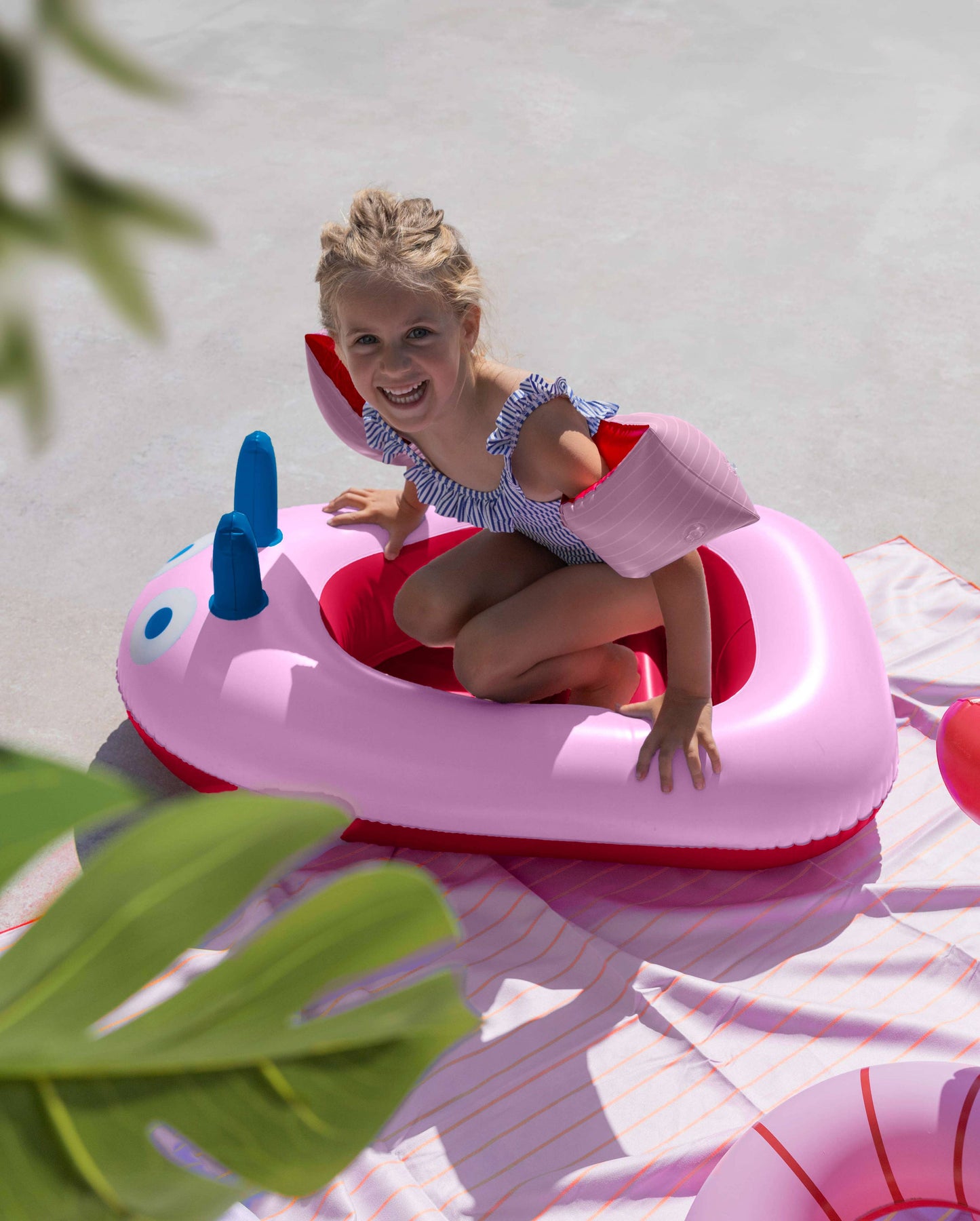 Quut Inflatable Boat - Cherry