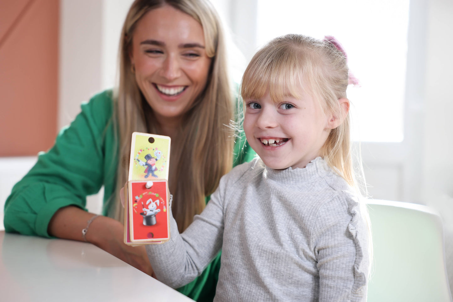 Marvin's Treasured Magic Tricks (Wooden Gift Set)