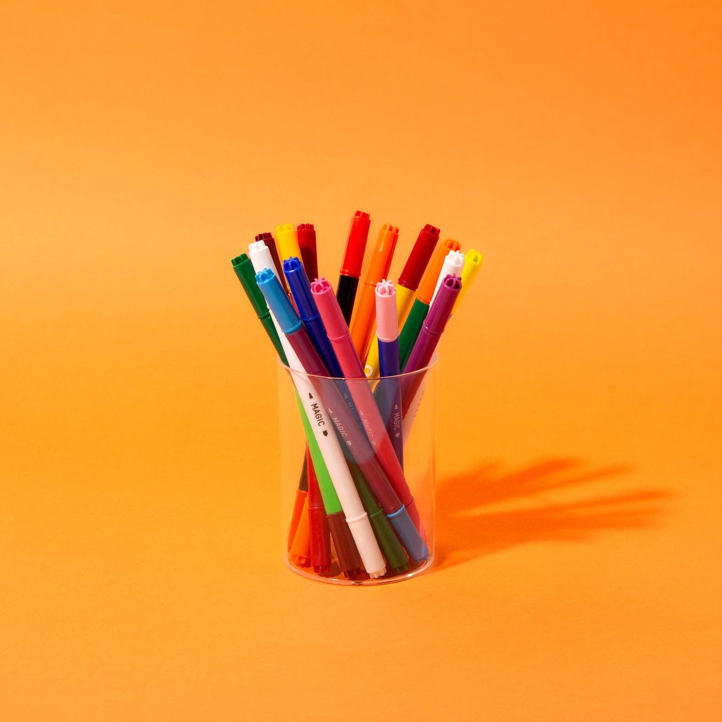 16 MAGIC MARKERS