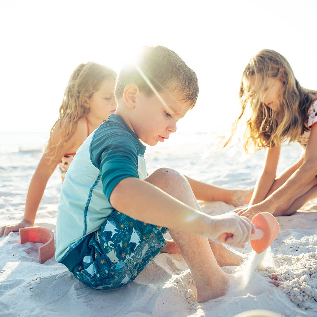 Kids Silicone Beach Bucket and Sand Toys Gift Set