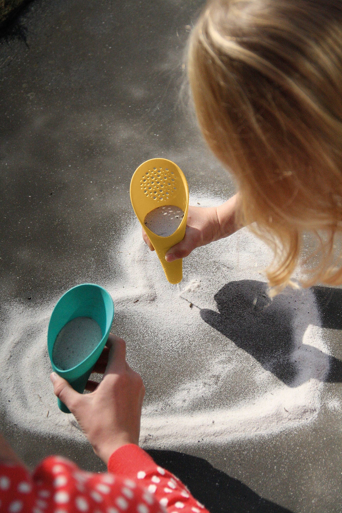 Quut Cuppi - Shovel, Sifter and Ball all in one!: Lagoon