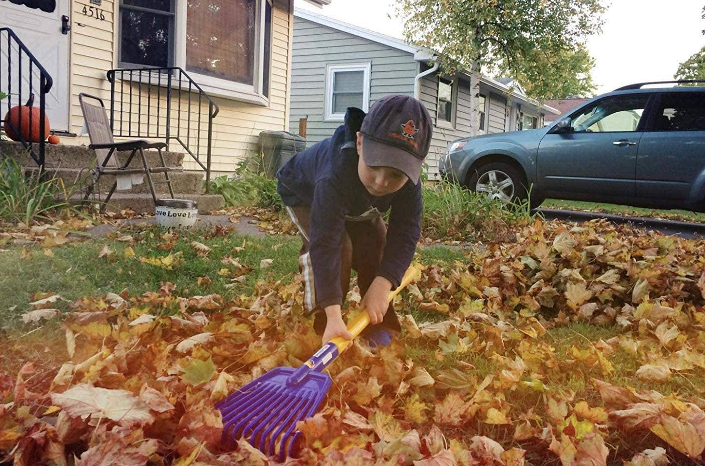 Children's Long Handled Leaf Rake