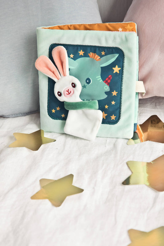 Joe the Dragon – “Joe and His Cuddle” Activity Book