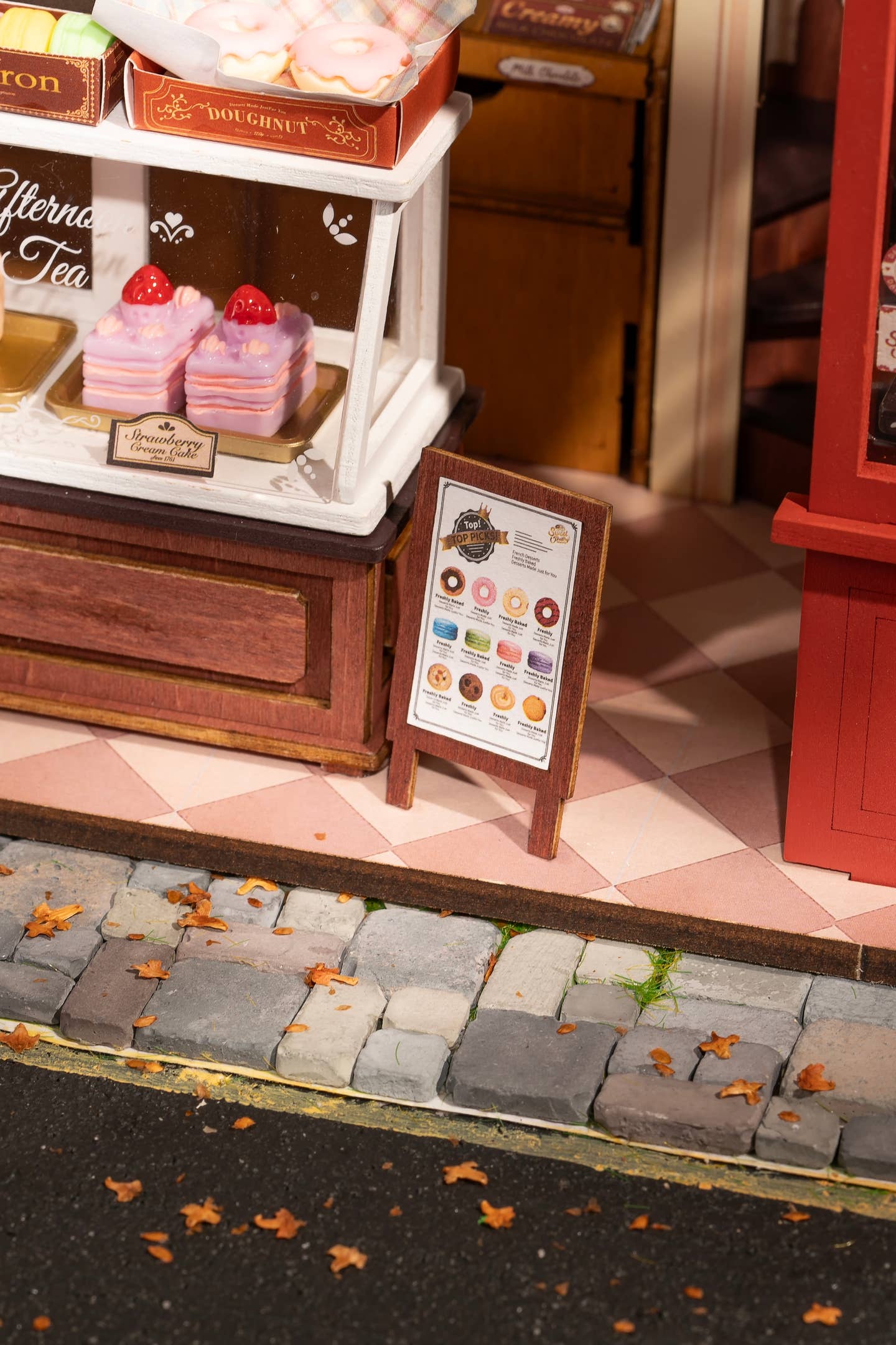 DIY Miniature House Kit: Honey Dessert Talk