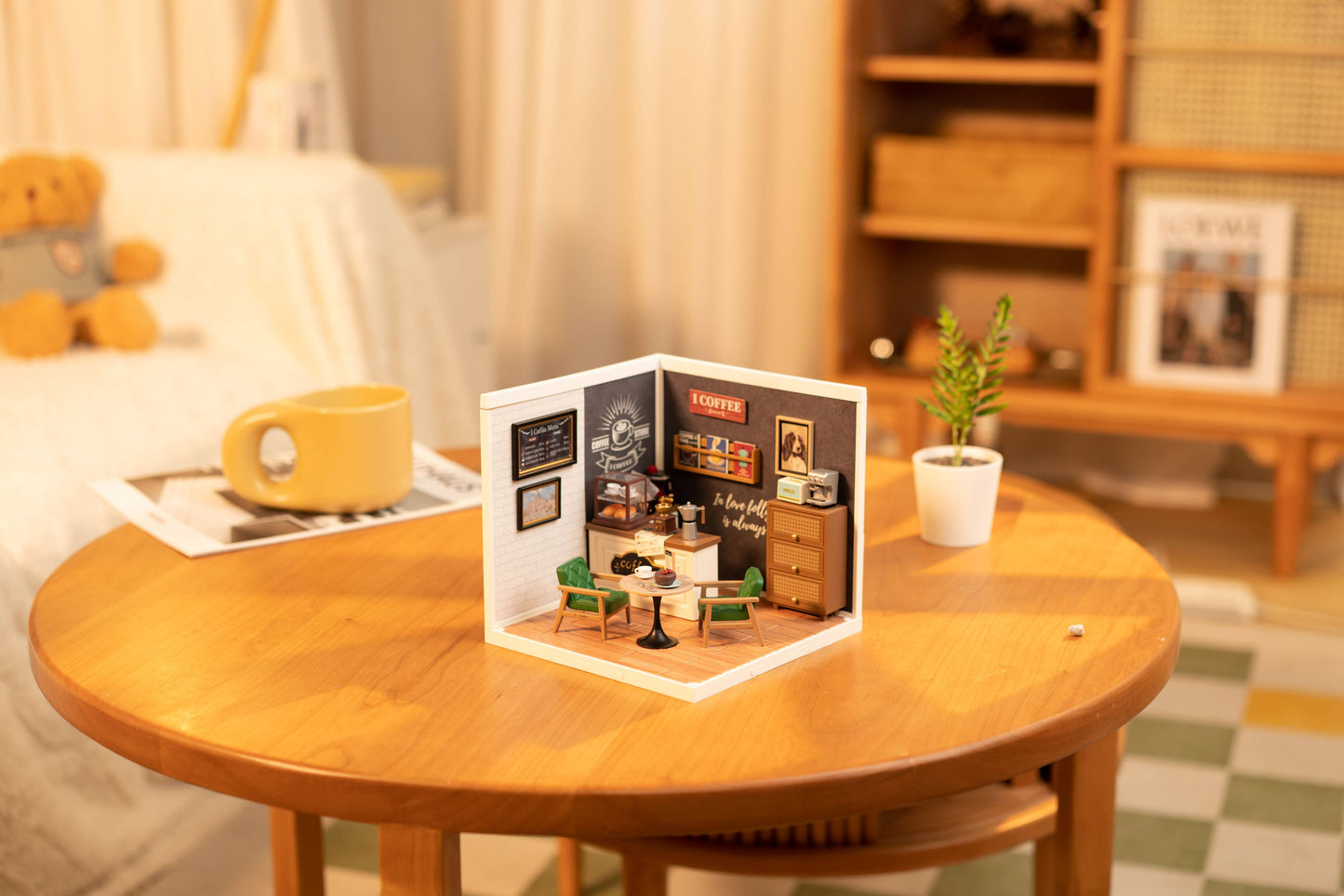 DIY Miniature House Kit: Breezy Time Cafe