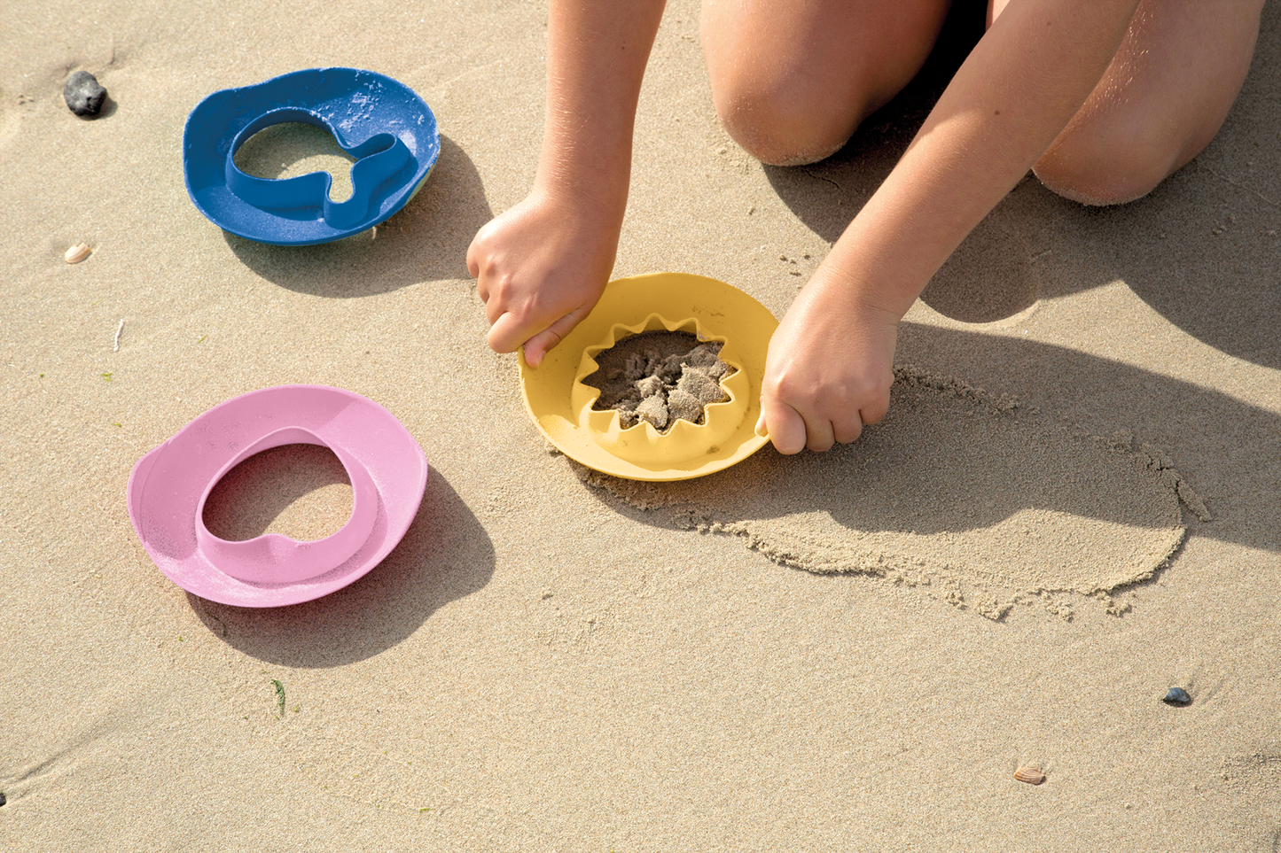Quut Magic Shapers - Move, tap, lift and magic!