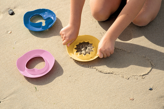 Quut Magic Shapers - Move, tap, lift and magic!