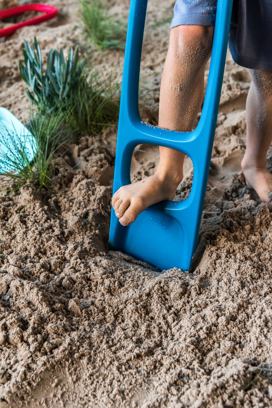 Quut Scoppi – Kids Snow & Sand Shovel with Easy Grip: Lavender