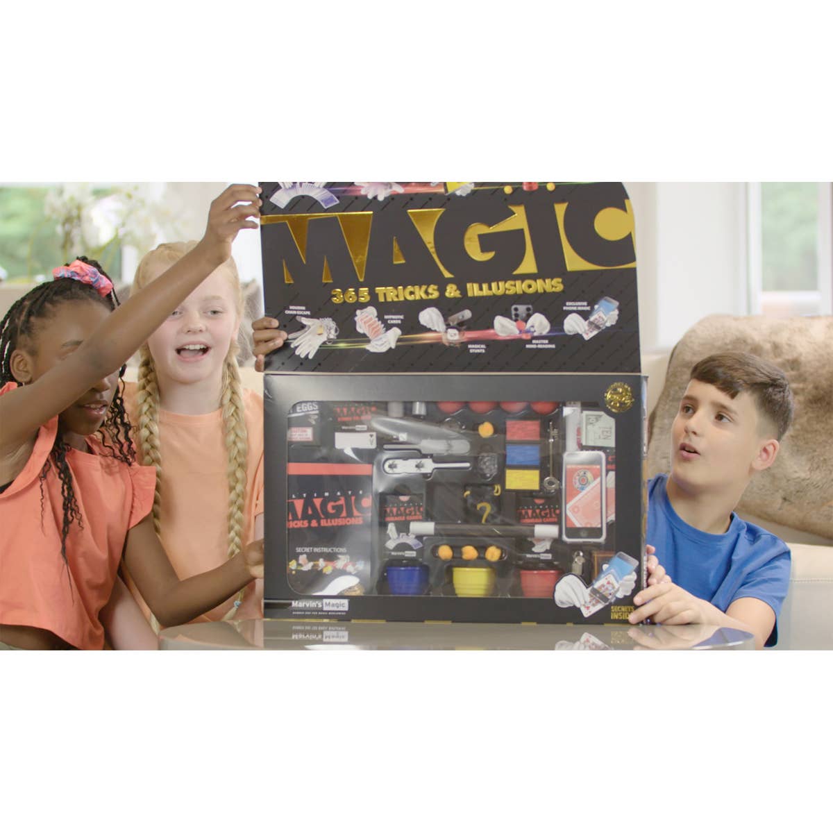 Ultimate 365 Magic Tricks & Illusions