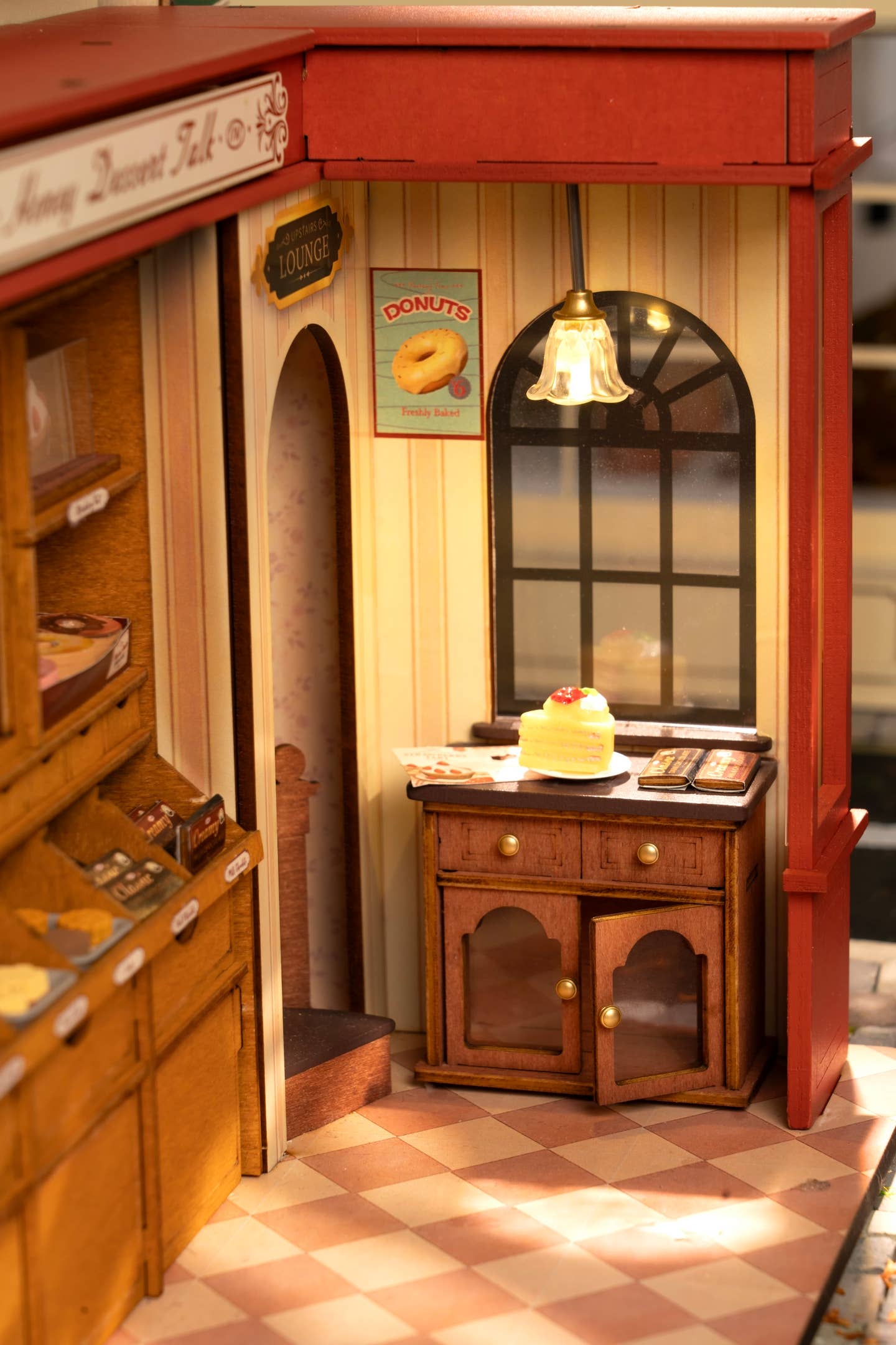 DIY Miniature House Kit: Honey Dessert Talk